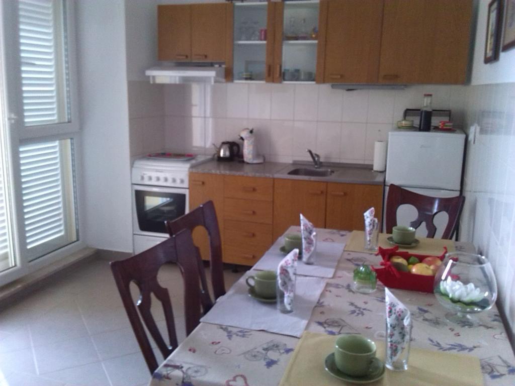 Apartment Z&E Trogir Exterior photo