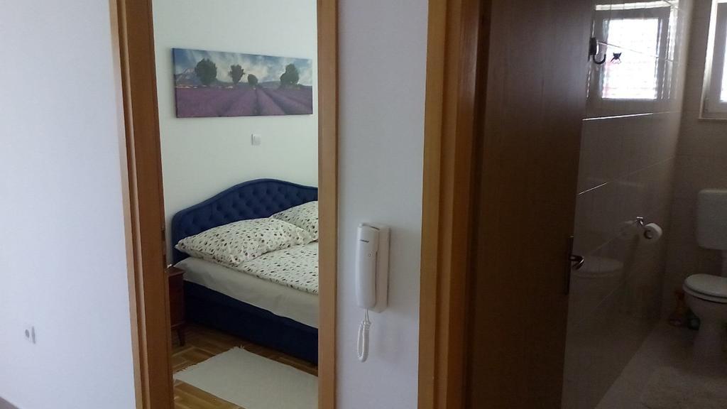 Apartment Z&E Trogir Exterior photo